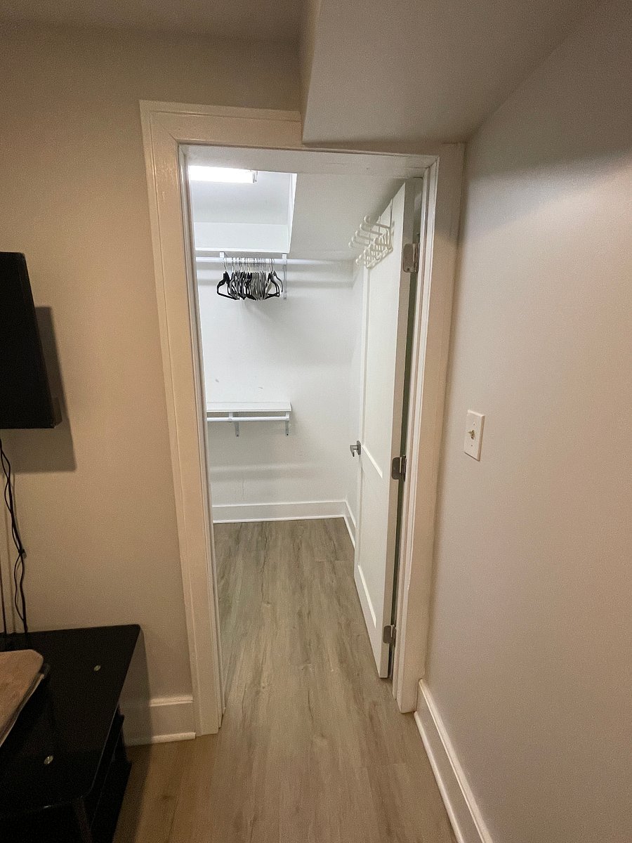 Furnished Finder property 463531_2 photo 10