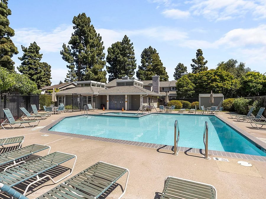 Furnished Finder property 463602_1 photo 12