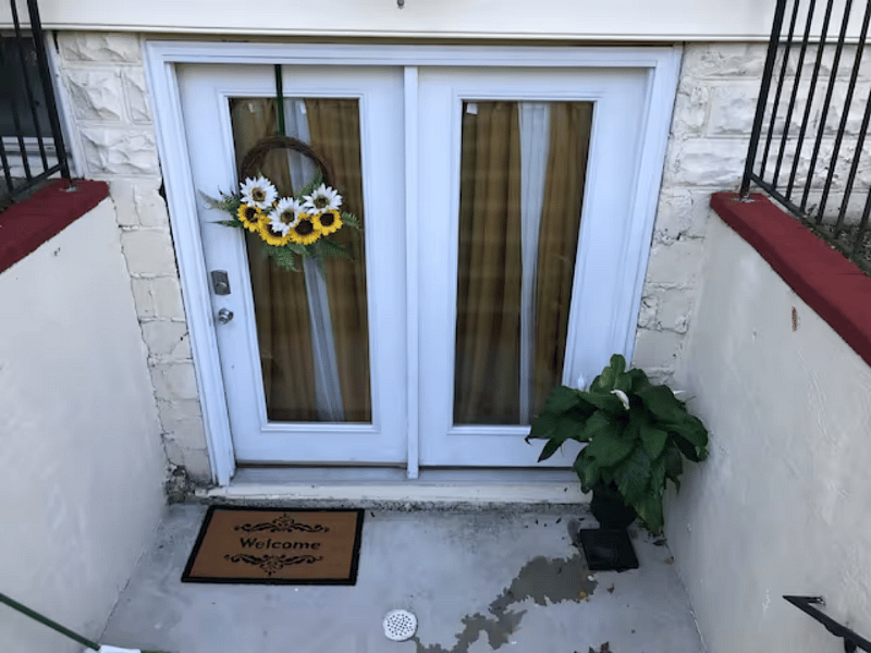Front entrance of the suite