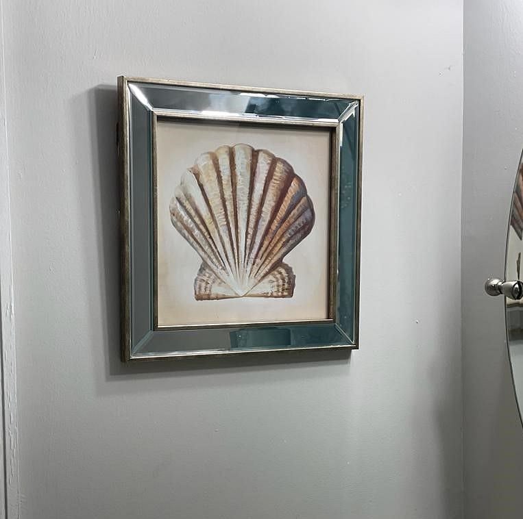 Master bathroom (full)