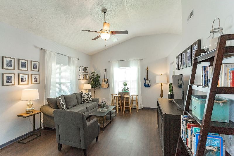 Furnished Finder property 463763_1 photo 3