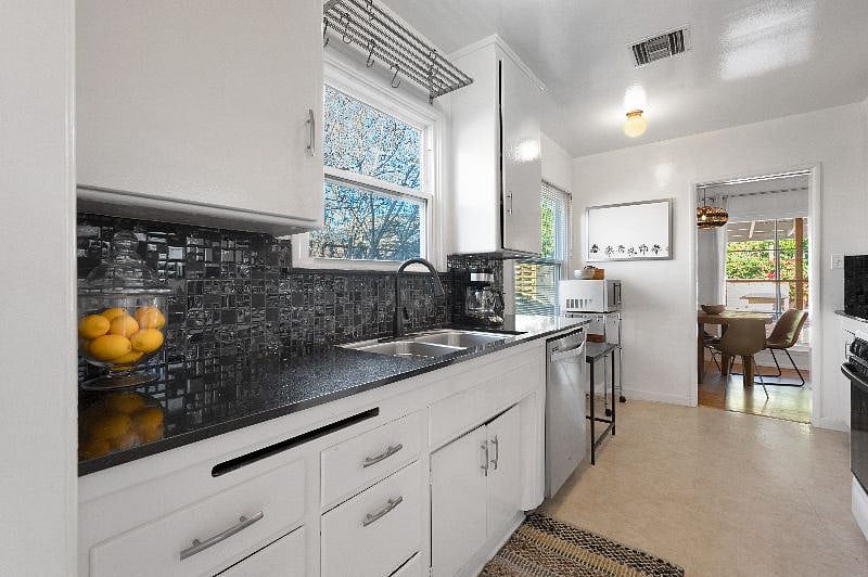 Furnished Finder property 463839_1 photo 15