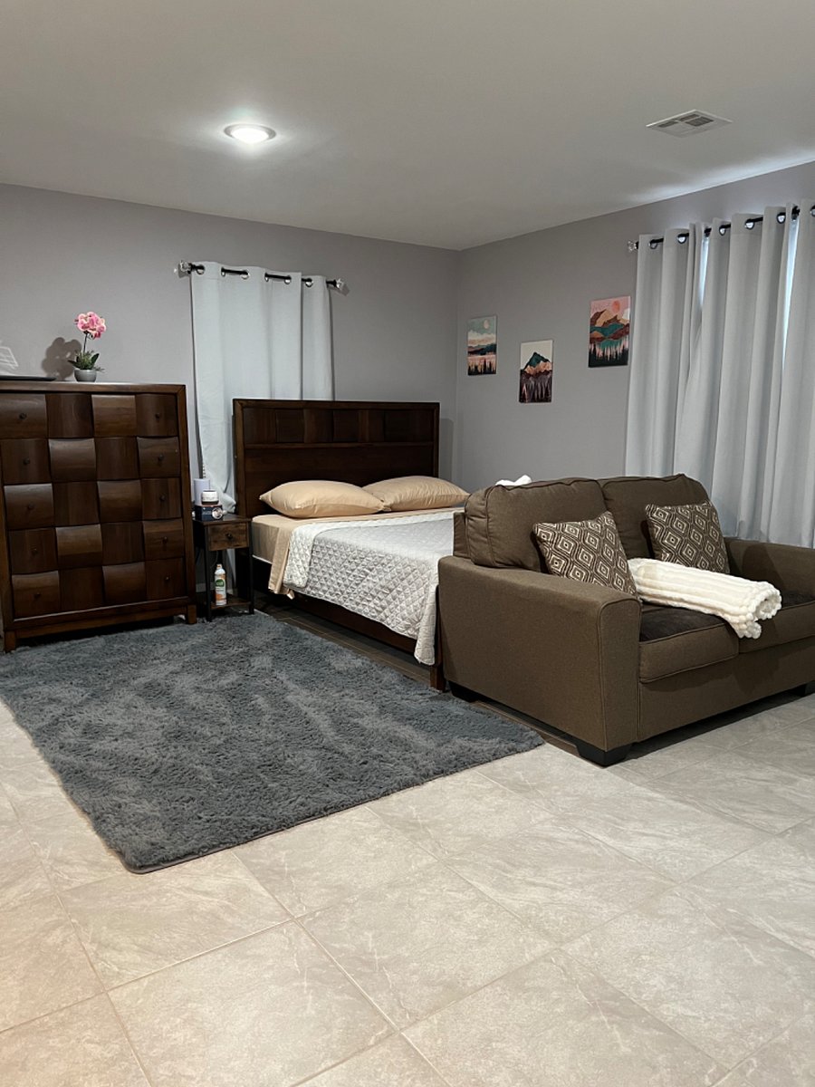 Furnished Finder property 463984_1 photo 3
