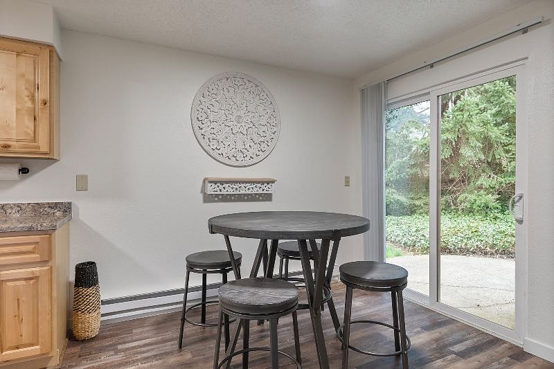Furnished Finder property 464037_1 photo 7