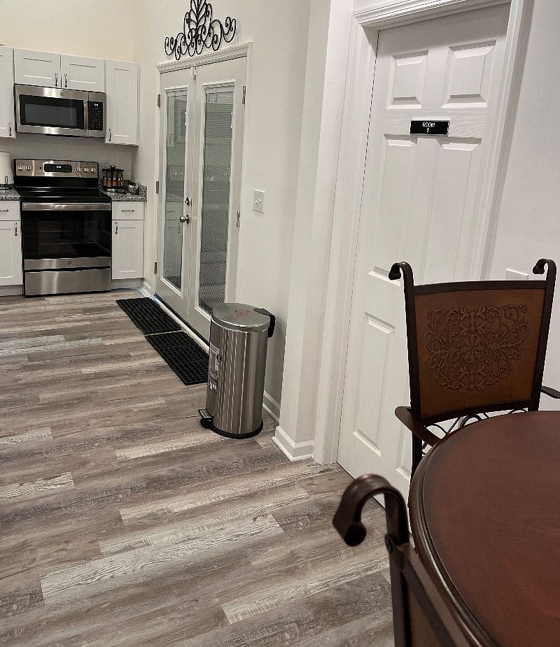 Furnished Finder property 464079_1 photo 12