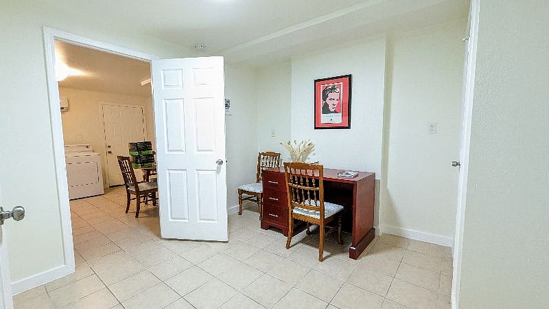 Furnished Finder property 464145_1 photo 10