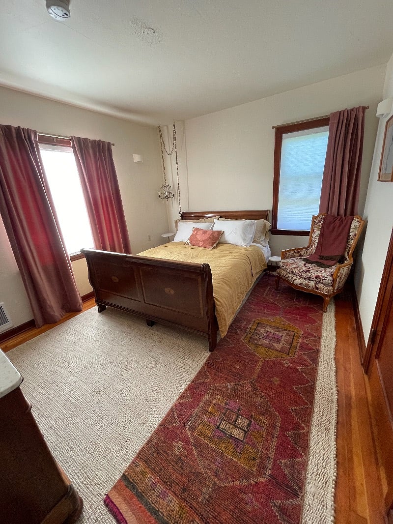 Bedroom 1, main floor