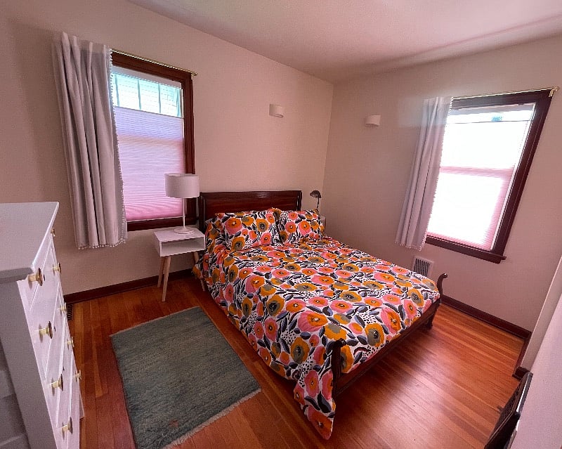 Bedroom, 2, main floor