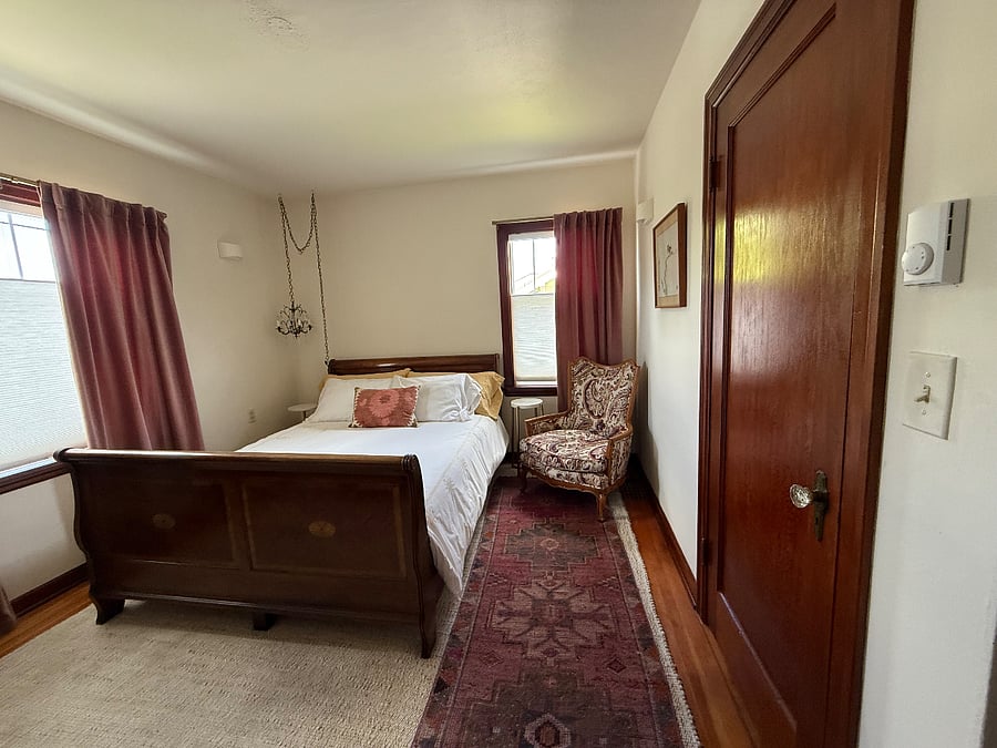 Bedroom 1, Main floor