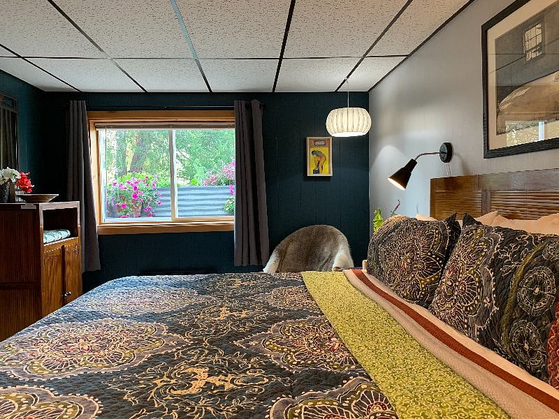 King bed in the master bedroom