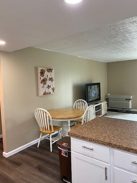 Furnished Finder property 464386_3 photo 3