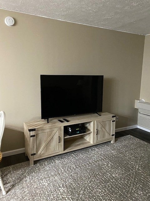 Furnished Finder property 464386_3 photo 4