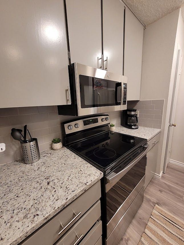 Furnished Finder property 464391_1 photo 6