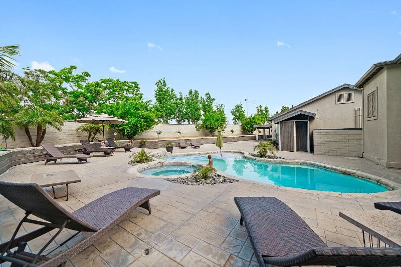 Furnished Finder property 464470_1 photo 37