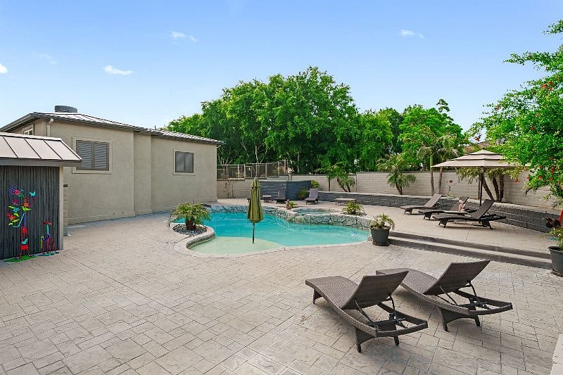 Furnished Finder property 464470_3 photo 35