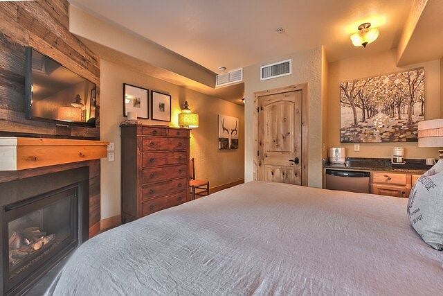 Furnished Finder property 464473_1 photo 12
