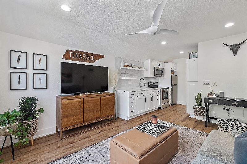 Furnished Finder property 464544_1 photo 3
