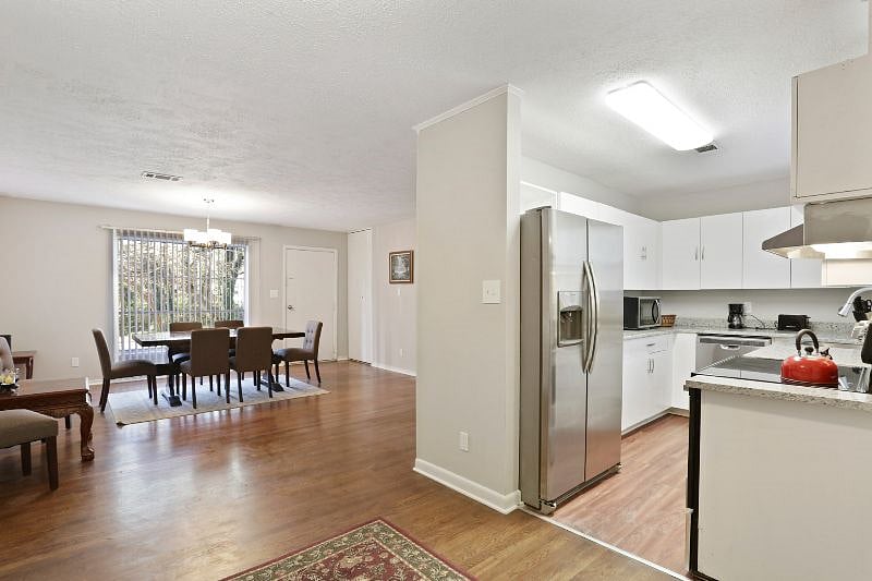 Furnished Finder property 464550_1 photo 6