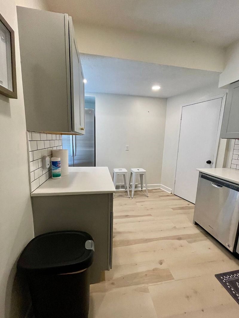 Furnished Finder property 464770_1 photo 8