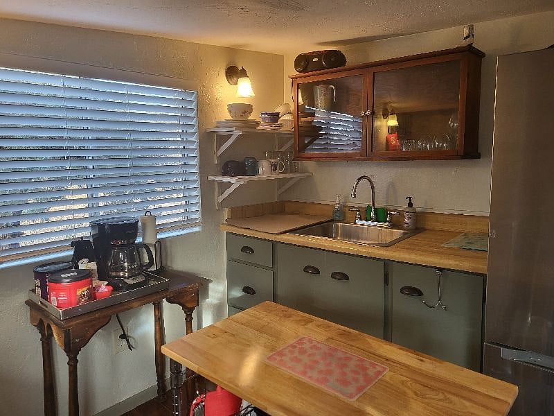 Furnished Finder property 464814_1 photo 9