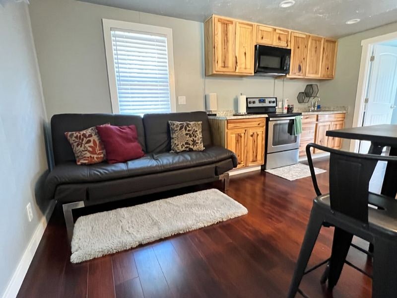 Furnished Finder property 464815_1 photo 3