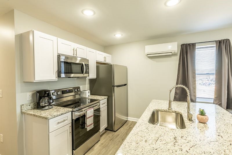 Furnished Finder property 464848_13 photo 5