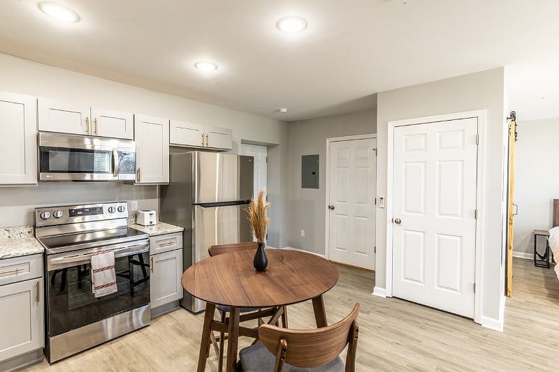 Furnished Finder property 464848_3 photo 16