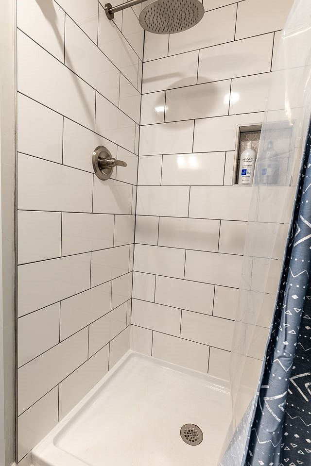 Furnished Finder property 464848_8 photo 22
