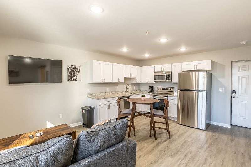 Furnished Finder property 464848_9 photo 14