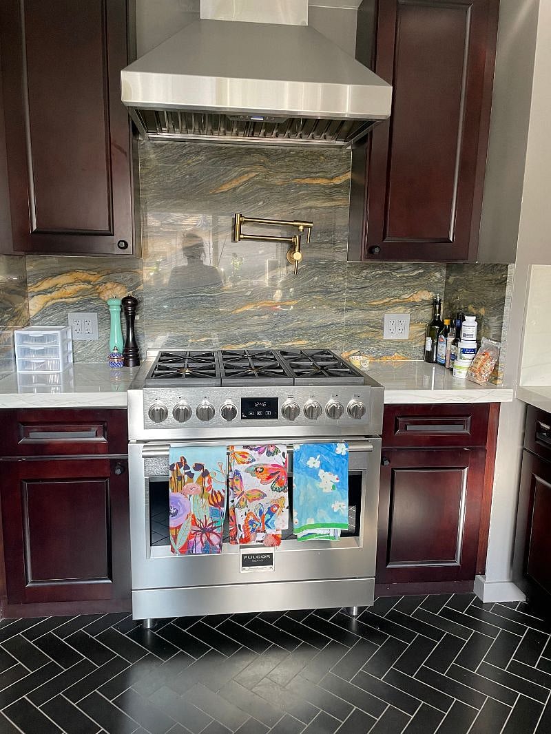 Furnished Finder property 464900_1 photo 3