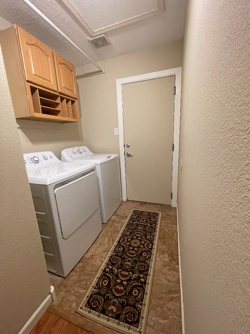 Furnished Finder property 465001_1 photo 24