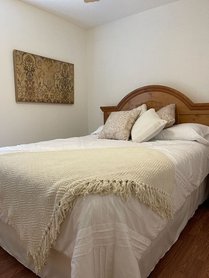 Furnished Finder property 465001_1 photo 21