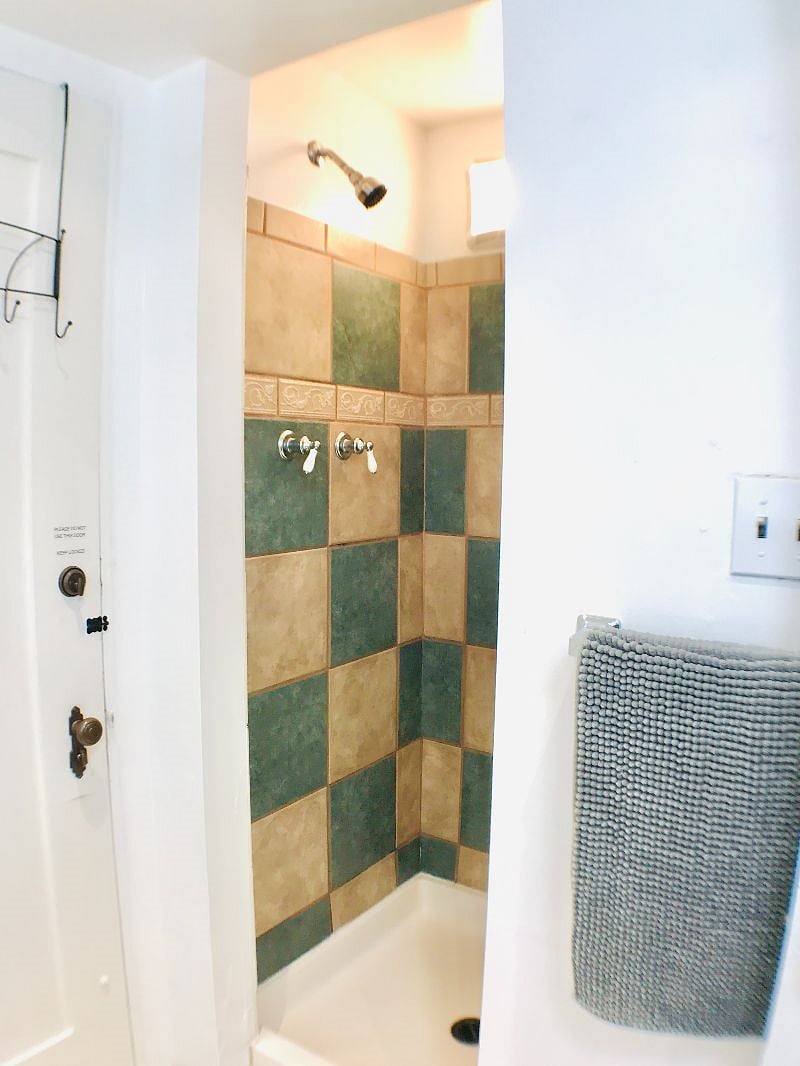 Furnished Finder property 465089_1 photo 3