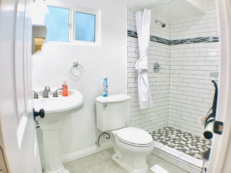 Furnished Finder property 465089_2 photo 3