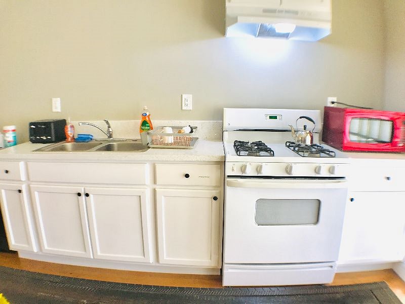 Furnished Finder property 465089_2 photo 24