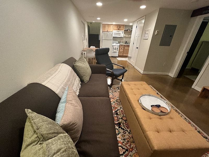 Furnished Finder property 465090_1 photo 10