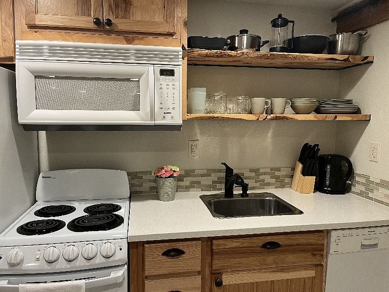 Furnished Finder property 465090_1 photo 6