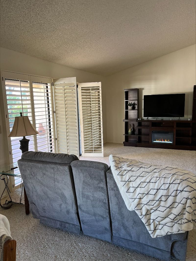 Furnished Finder property 465103_1 photo 12