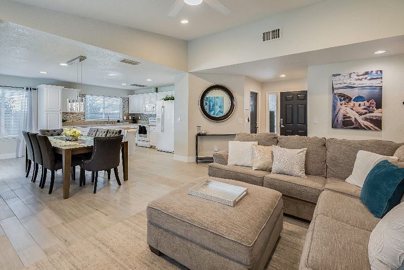 Furnished Finder property 465115_1 photo 3