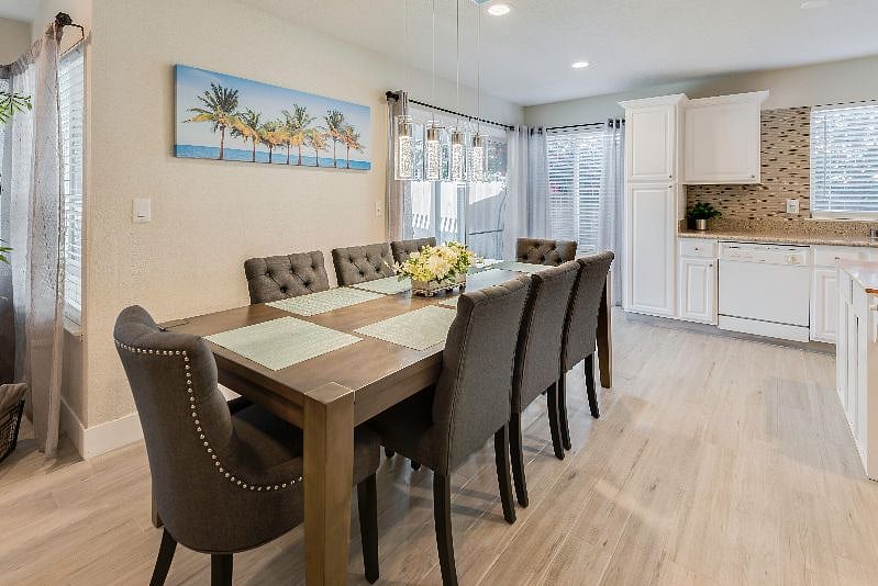 Furnished Finder property 465115_1 photo 4