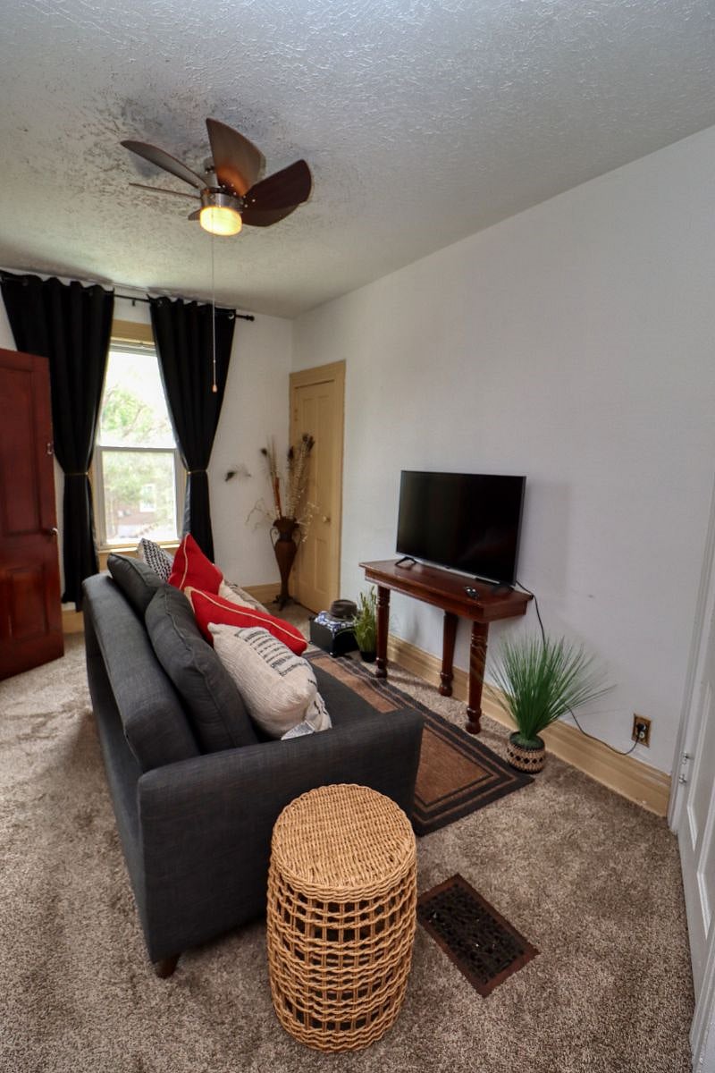Furnished Finder property 465129_1 photo 2