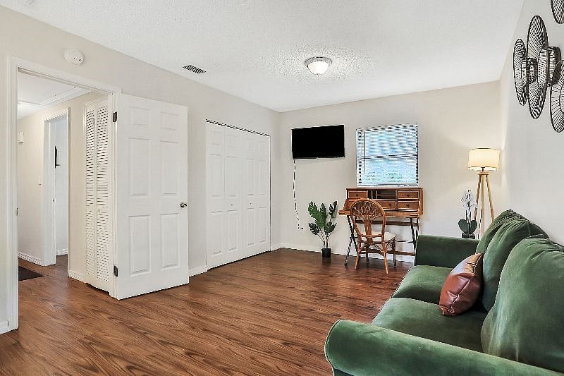 Furnished Finder property 465185_1 photo 16