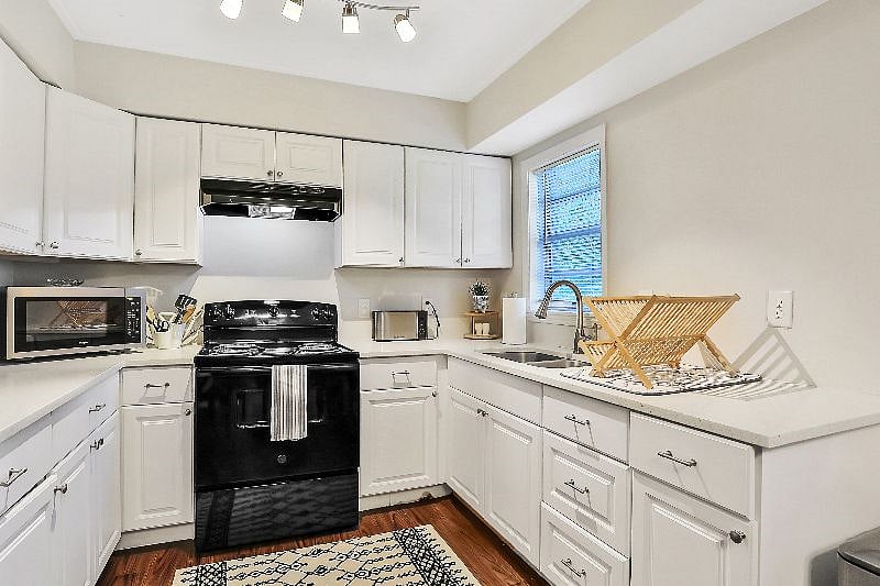 Furnished Finder property 465185_1 photo 8