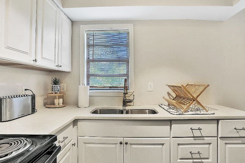 Furnished Finder property 465185_1 photo 9