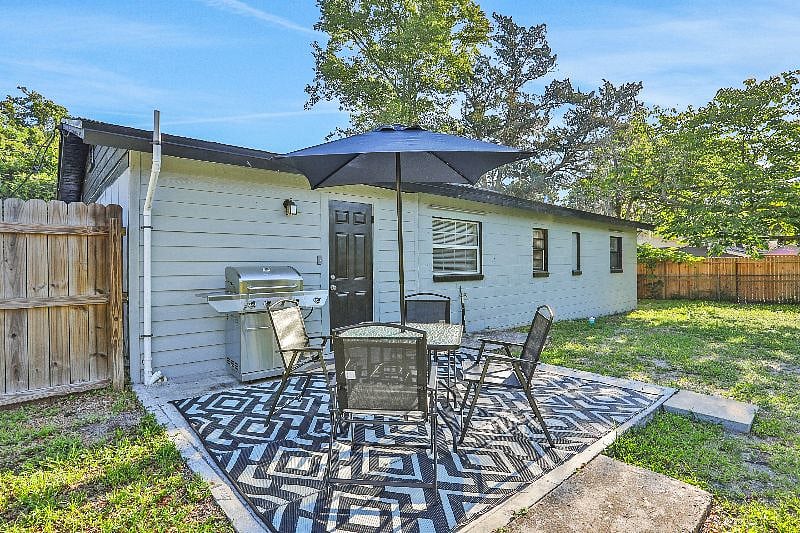 Furnished Finder property 465185_1 photo 27