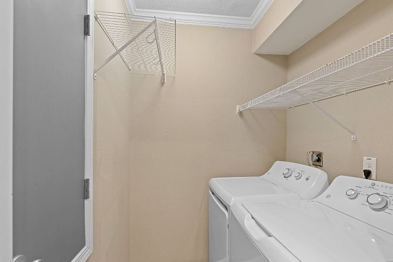 Furnished Finder property 465340_1 photo 24