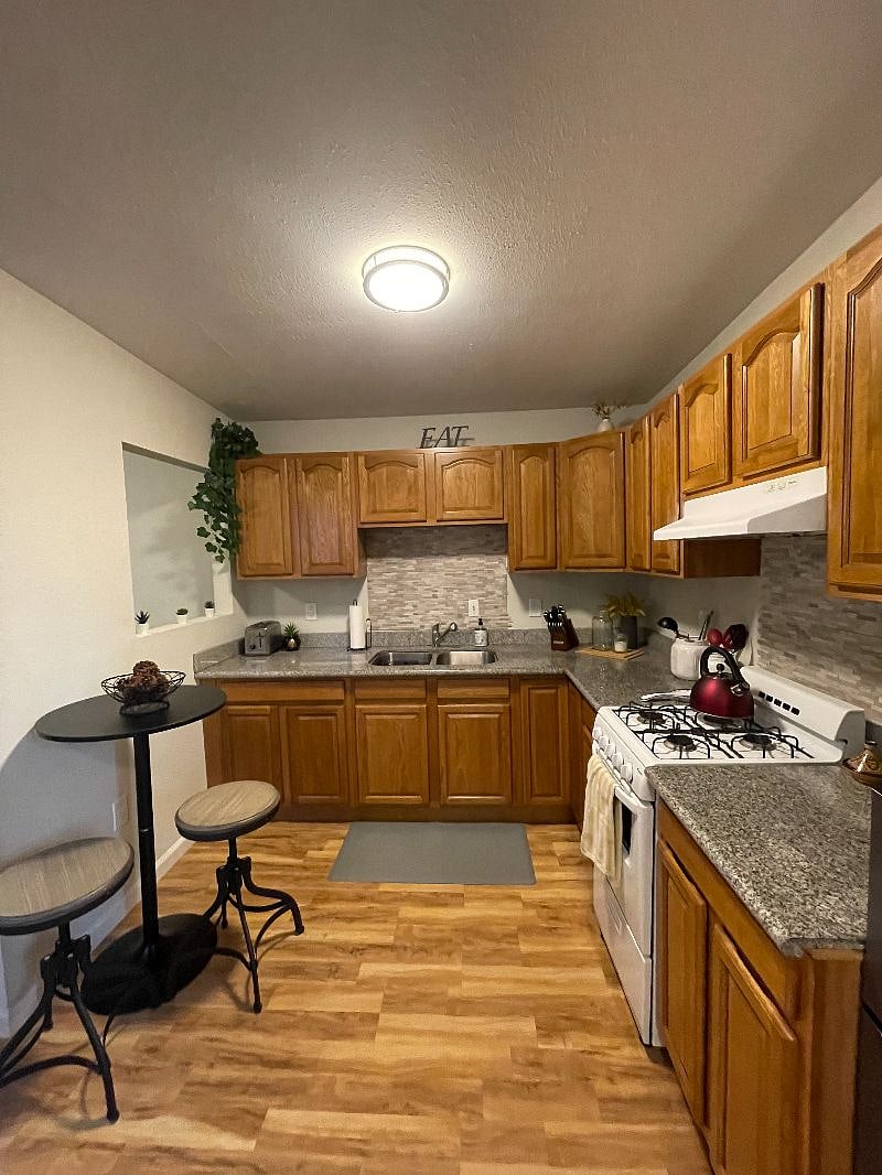 Furnished Finder property 465420_1 photo 6