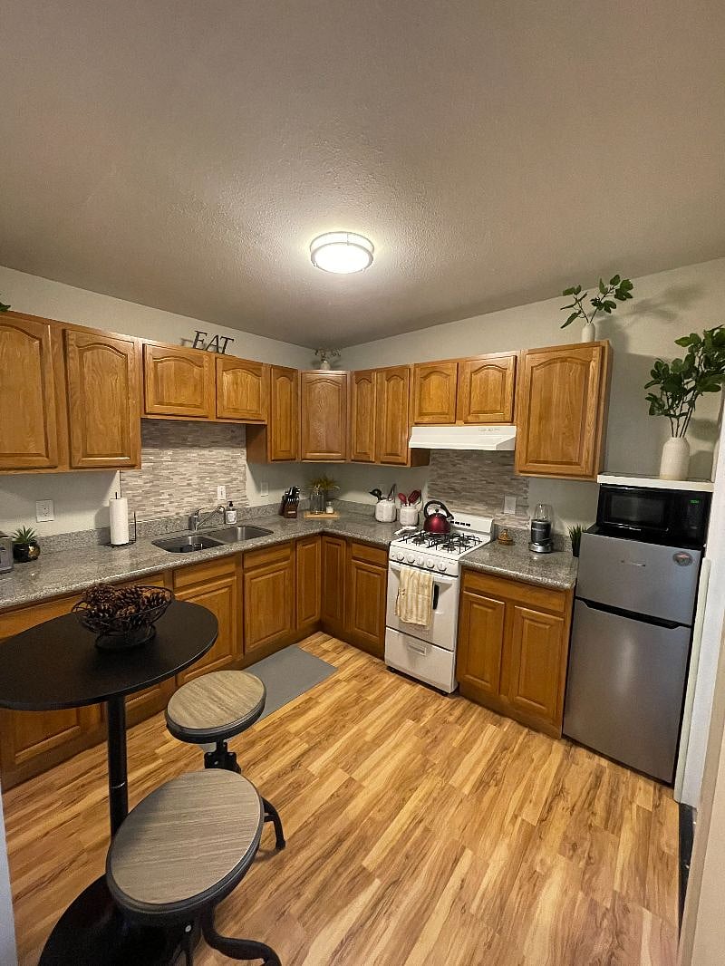 Furnished Finder property 465420_1 photo 7