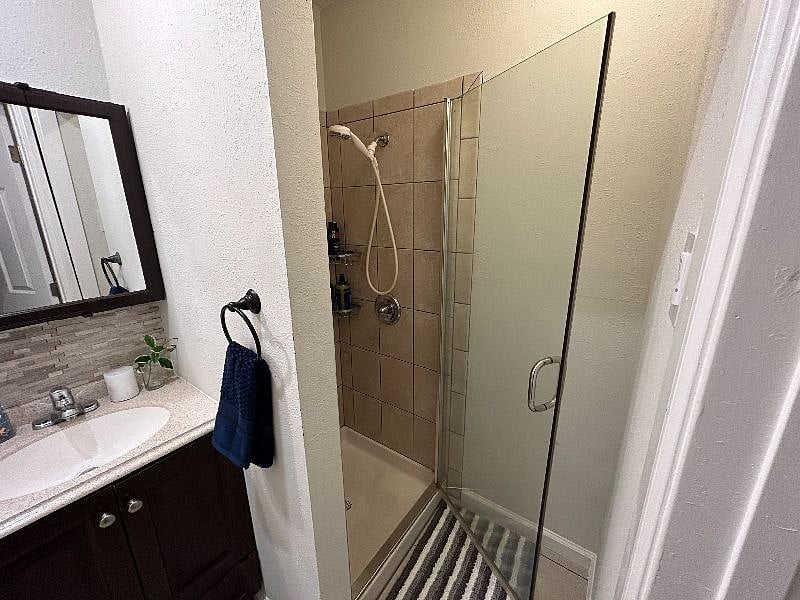 Furnished Finder property 465420_1 photo 15