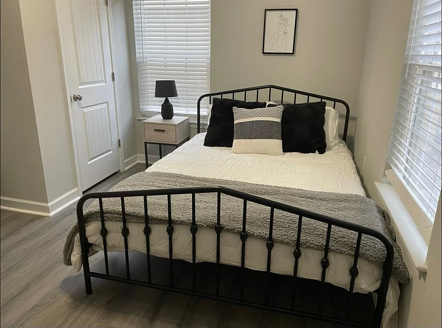 Furnished Finder property 465572_1 photo 16